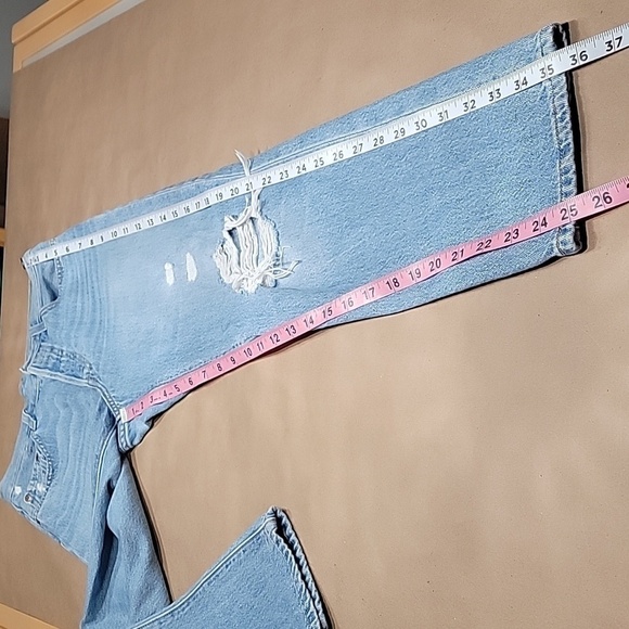 Levi's Size 25 Waist 501 Original Cropped Ripped Women's Jeans, Exc. Used Cond. - Picture 8 of 14